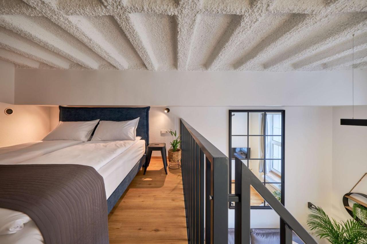 Queen Barbora Central Lofts Kaunas Luaran gambar