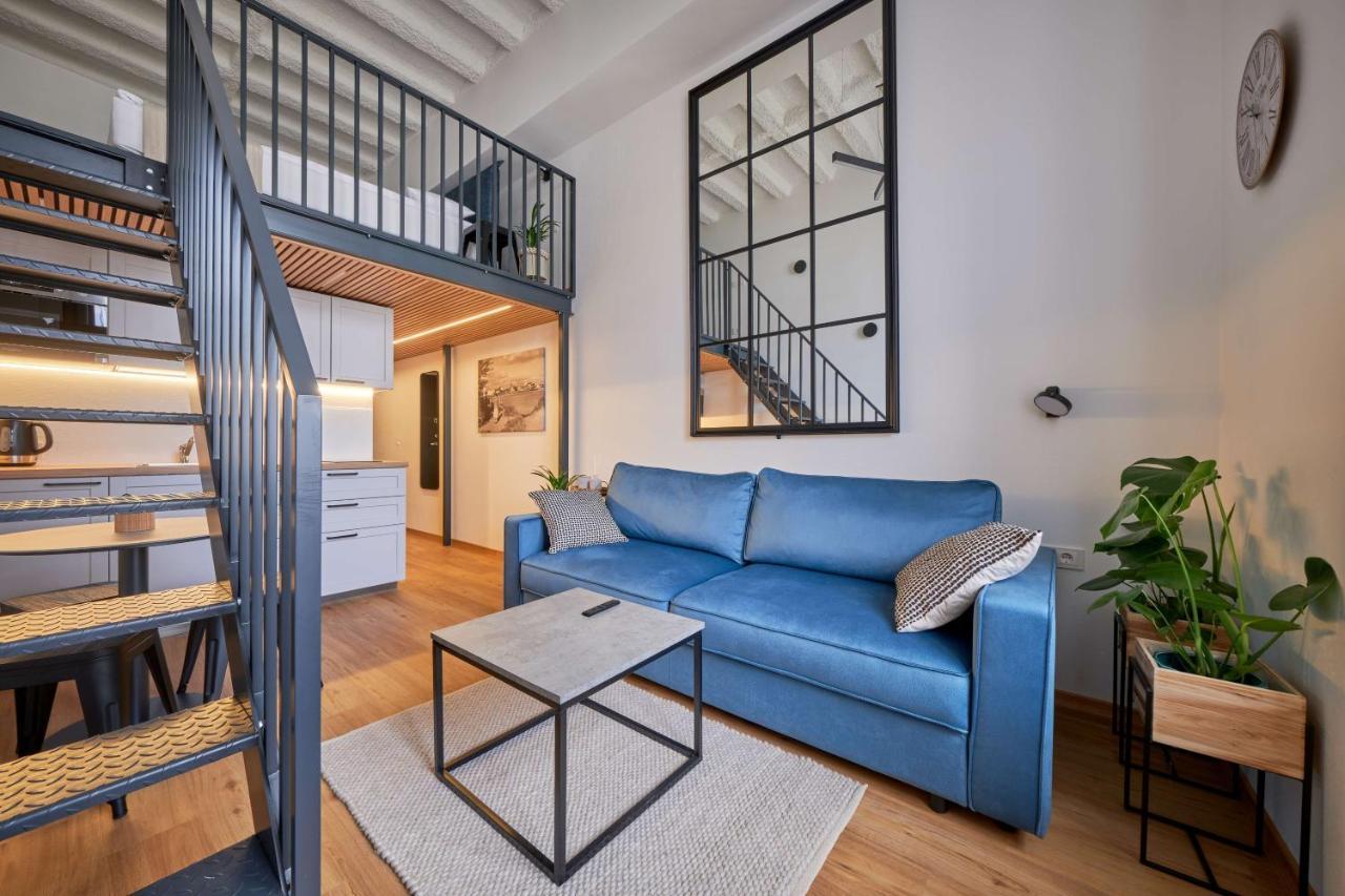 Queen Barbora Central Lofts Kaunas Luaran gambar