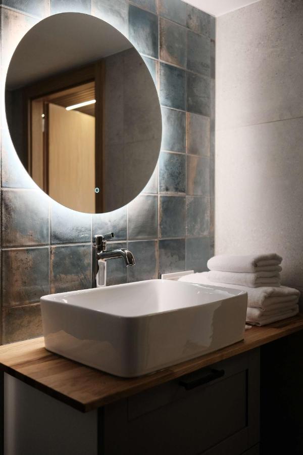 Queen Barbora Central Lofts Kaunas Luaran gambar