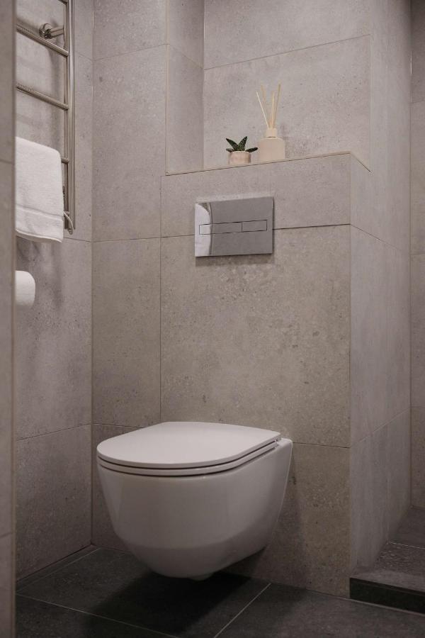 Queen Barbora Central Lofts Kaunas Luaran gambar