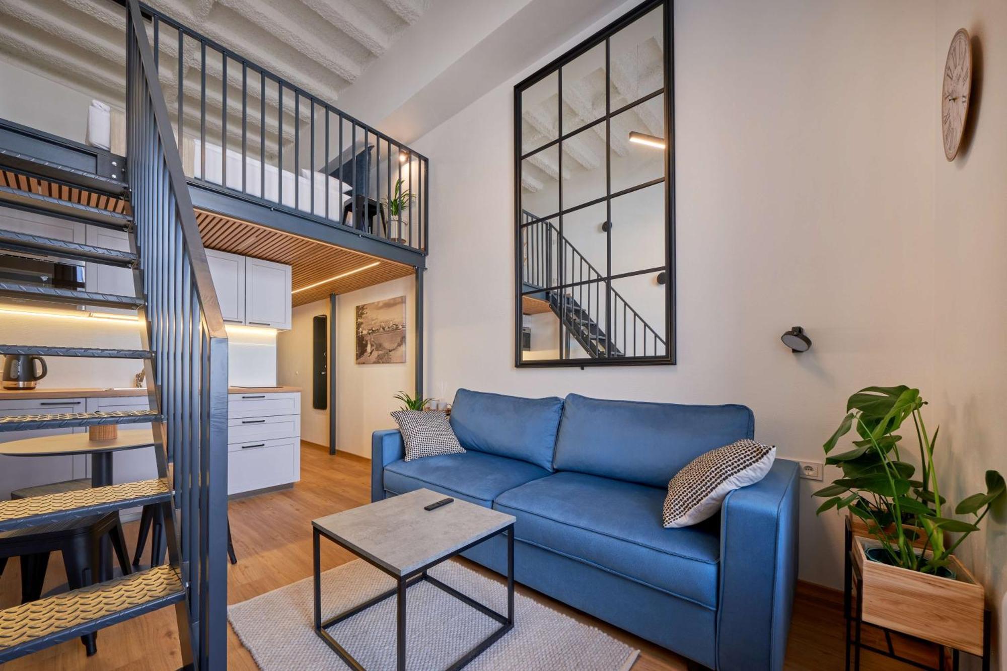 Queen Barbora Central Lofts Kaunas Luaran gambar